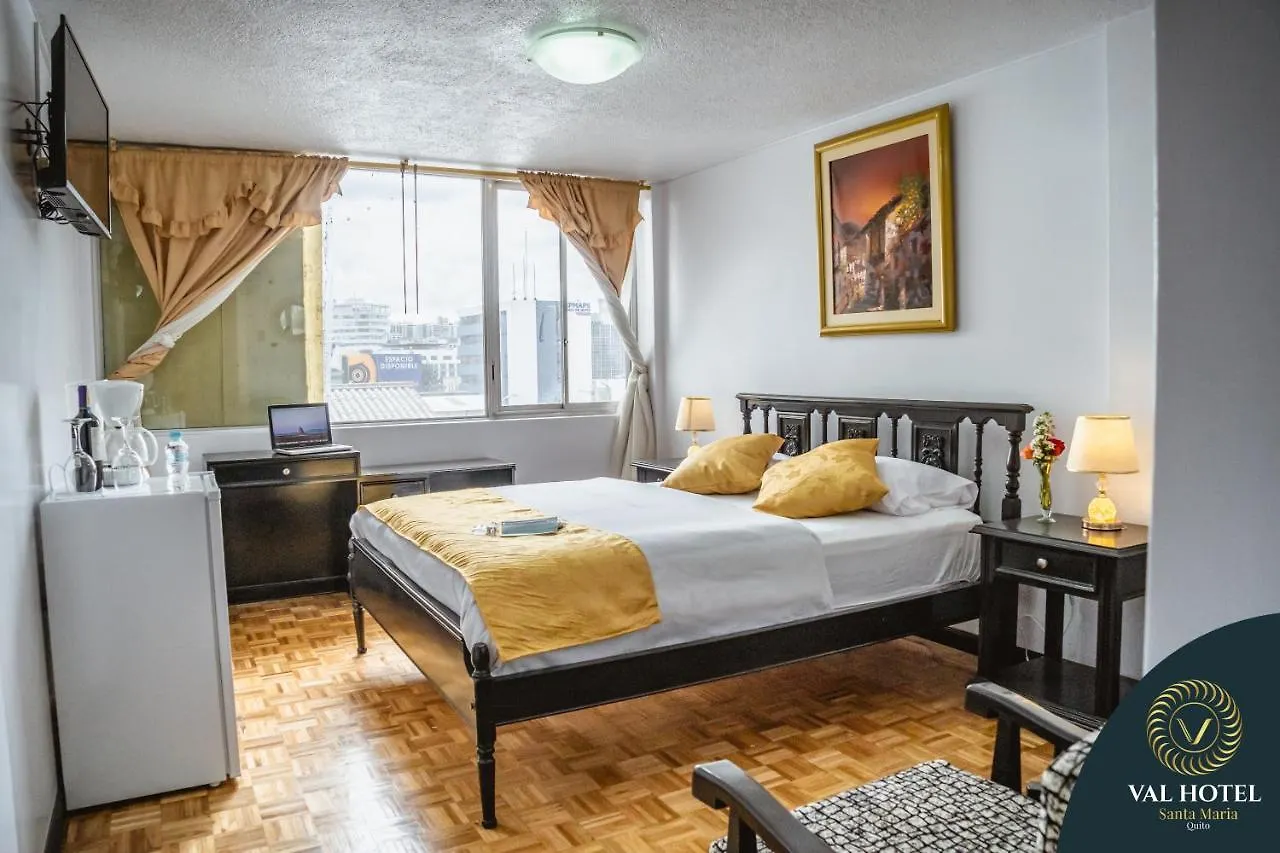 ***  Val Hotel Santamaria Кито Эквадор