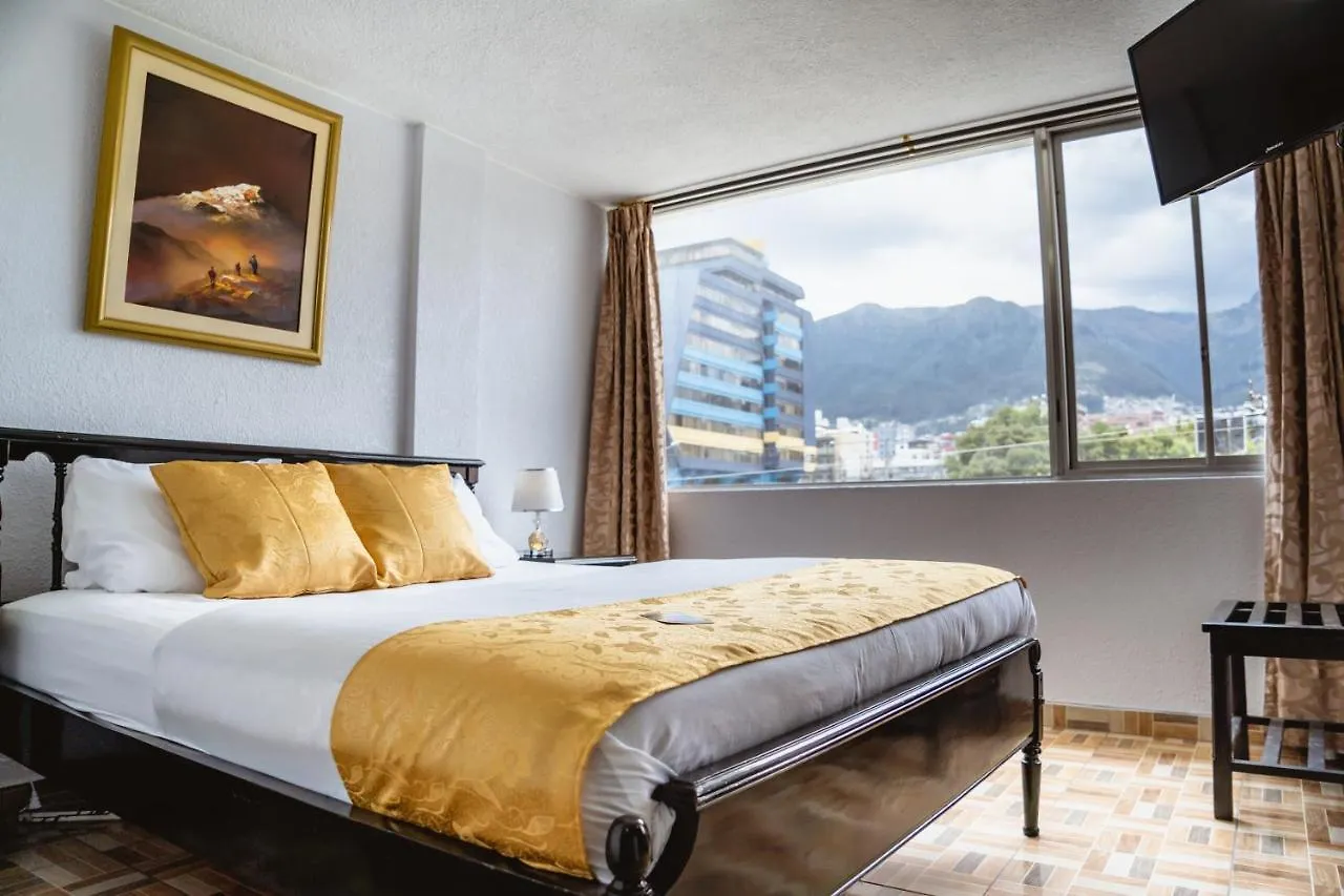 ***  Val Hotel Santamaria Quito Ecuador
